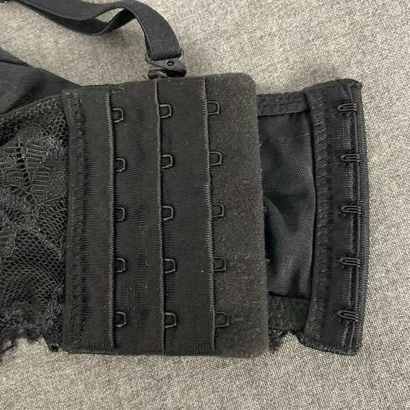 Victoria’s Secret Body By Victoria Lined Demi Bustier‎ Bra Black Lace Size 32B - Picture 9 of 11